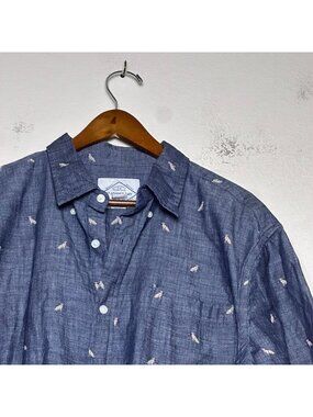 St John Bay Men XL Button Up Casual Shirt Dog Puppy Pattern Abstract Minimal